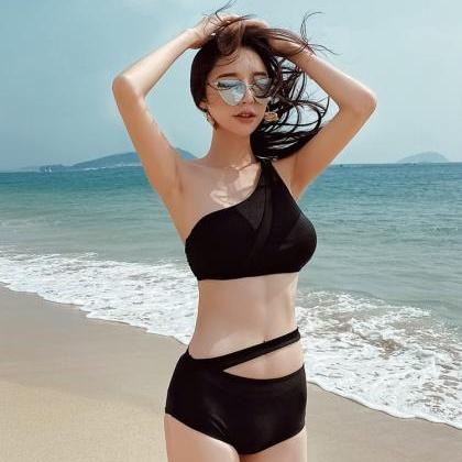 Swimsuit Two-piece Set, Flat Angle Swimsuit..