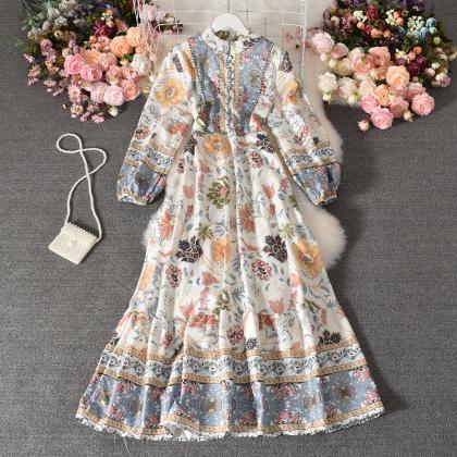 Spring and Autumn,Vintage, Court Lo..