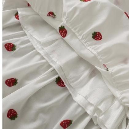 Sweet Wind, Strawberry Embroidery Stitching In The..
