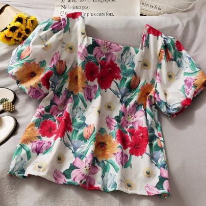 Square Neck Printed Top, Sweet, Puffy Sleeve Crop..