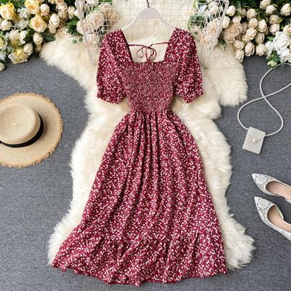 Sweet Floral Dress, Square Neck ,short Sleeve..
