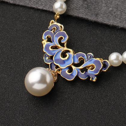 Multi-layer, Antique Style, Decorative Necklace..