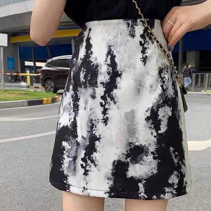 Personality ink bodyocn skirt, temp..