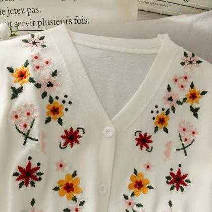 Vintage, Embroidered Single-breasted Cardigan..