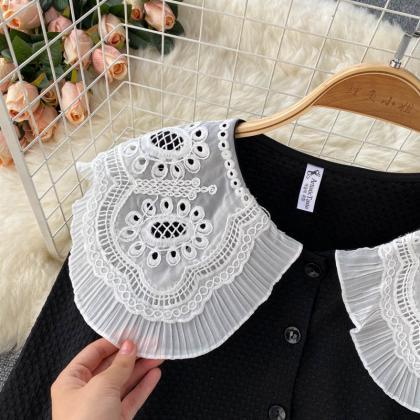 Autumn, Vintage, Lace Baby Collar Long Sleeve Knit..