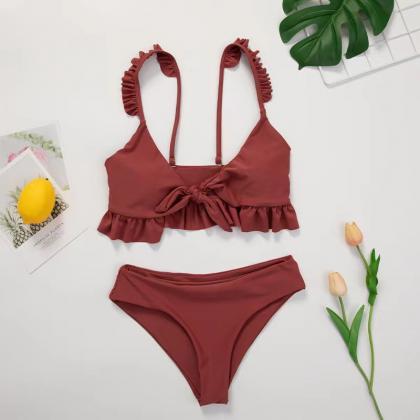 Stylish swimsuit, sexy, solid color..