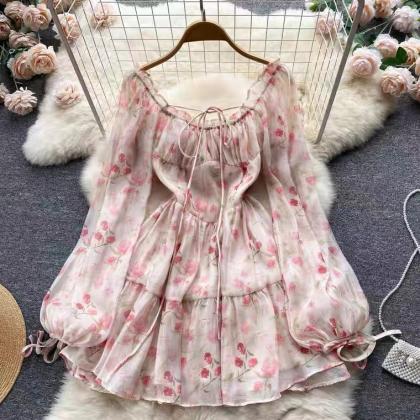 Girly Dress. Floral Bubble Sleeves Gently Princess..