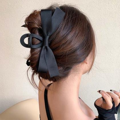 Elegant Black Ribbon Bow Hair Clips For Women..