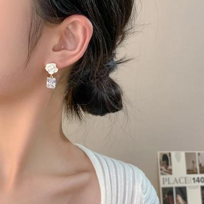 Pearl Women Trendy Stud Earrings Korean Vintage..