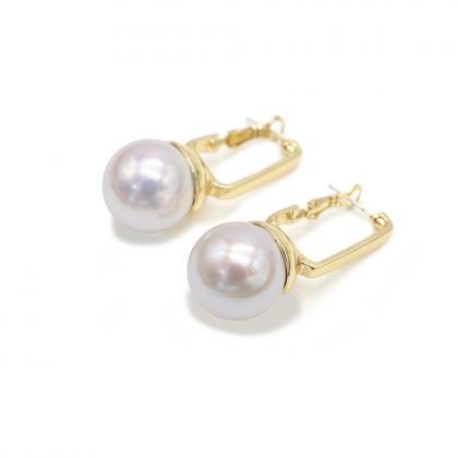 Fashion Big Pearl Drop Earrings For Women..