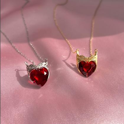 Scarlet Witch Crown Necklace For Women Girl..