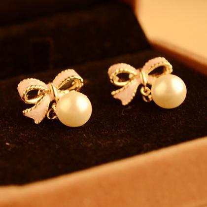 Adorable Pink Bow And Pearl Earrings