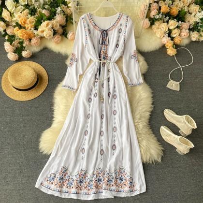 Boho Vintage Embroidery Long Sleeve Dress