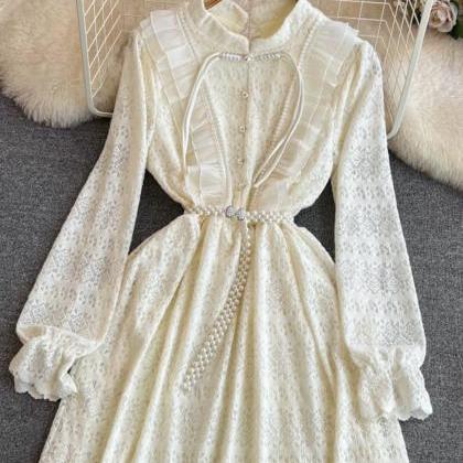 Medium Length Waist Slim Lace Dress