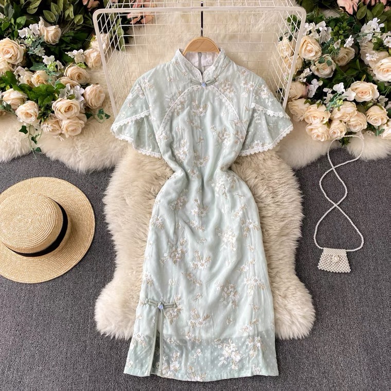 Famous Socialite Temperament, Improved Cheongsam, Stand Collar Plate Buckle, Short Sleeves Embroidery Cheongsam, Slit Dress,chinese Style