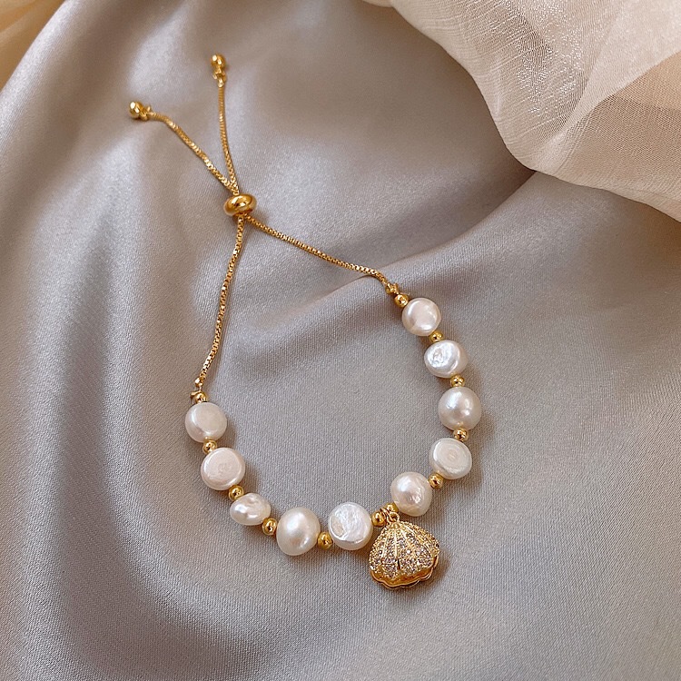 Conch fresh water pearl bracelet, delicate student sister bracelet, simple baroque bracelet