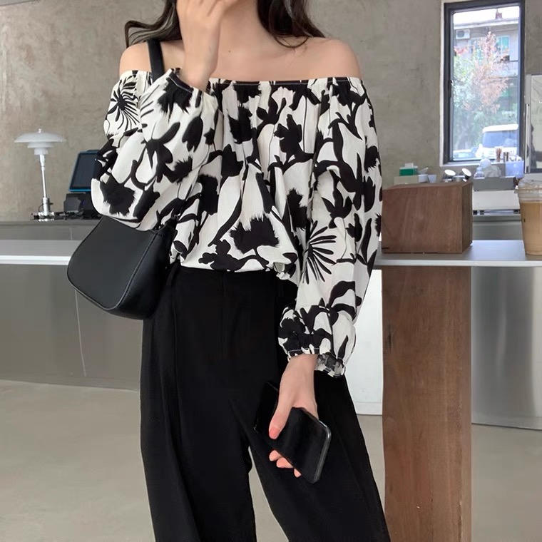 Off-the-shoulder Sexy Top, Spring, Loose, Long-sleeve Shirt