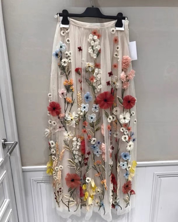 Spring And Summer, High Waist, Three-dimensional Flower Embroidered Mesh Skirt, Long Sweet Skirt