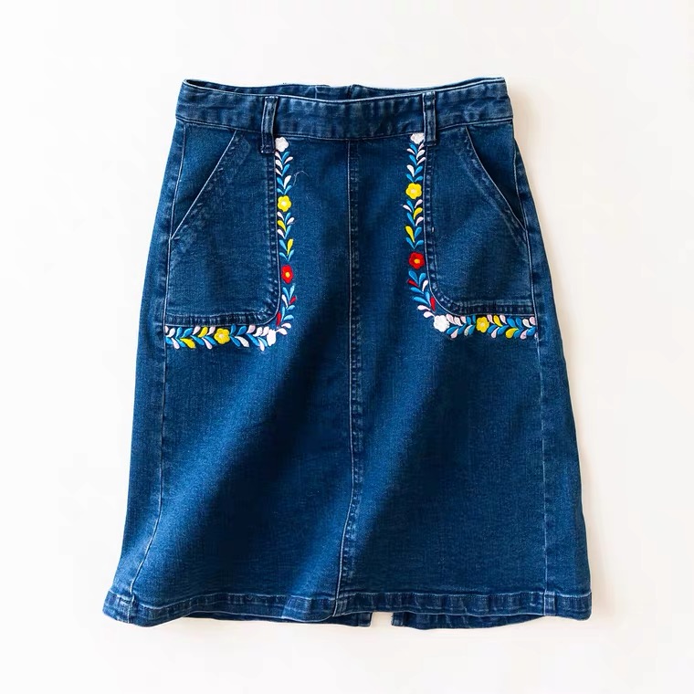 Fashion Denim Skirt, Short Style, Straight Tube Embroidery, Zipper, Youth Skirt
