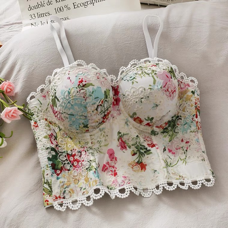 Sweet Wind, Hollow Out Lace Embroidery Top,floral Bra
