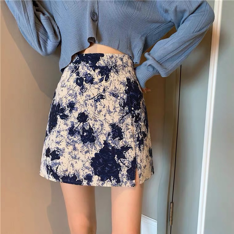 Oil painting skirt, new style, high waist, short skirt, buttock skirt, split A-line skirt