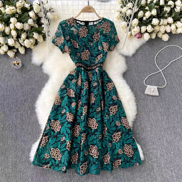 Fashionable,high Quality Green Dress, Light Luxury, Vintage Short Homecoming Dress, Heavy Embroidery, Lace Dress