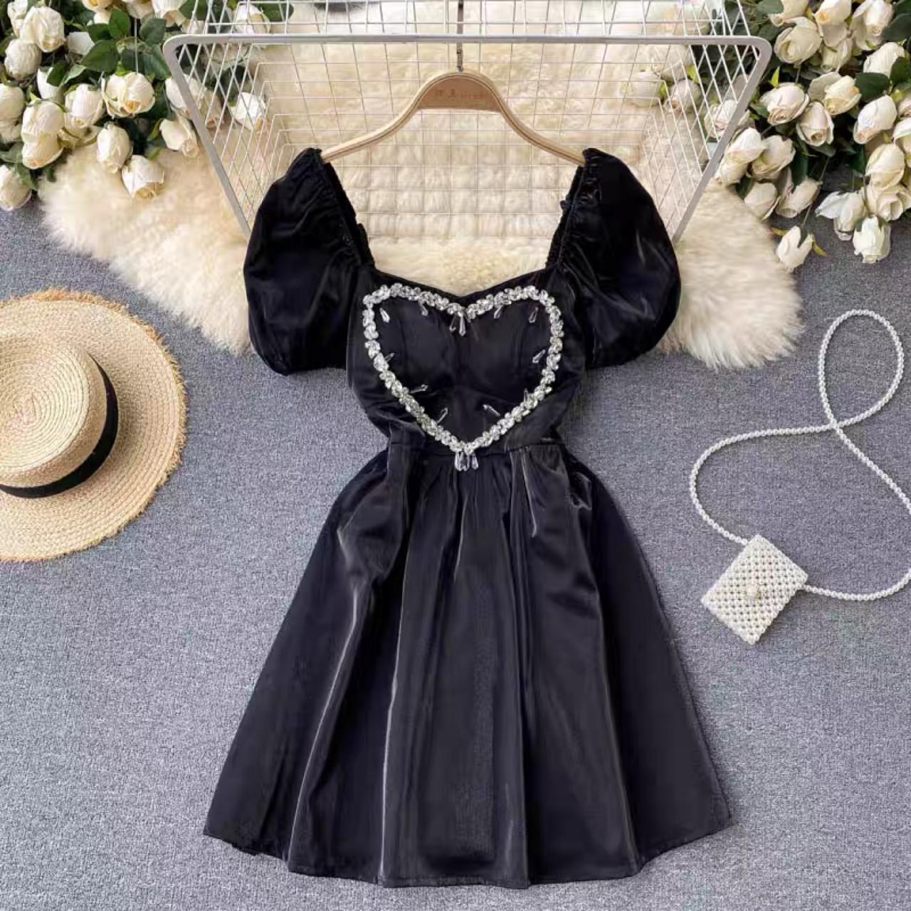 Dark, socialite,, light luxury, diamond heart, short bubble sleeve dress, Halloween dress