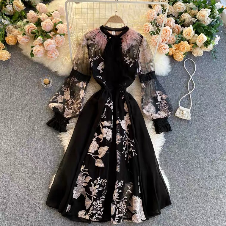 Heavy Embroidery Flowers, Ostrich Hair, Round Collar And Tie, Elegant Dress Dress