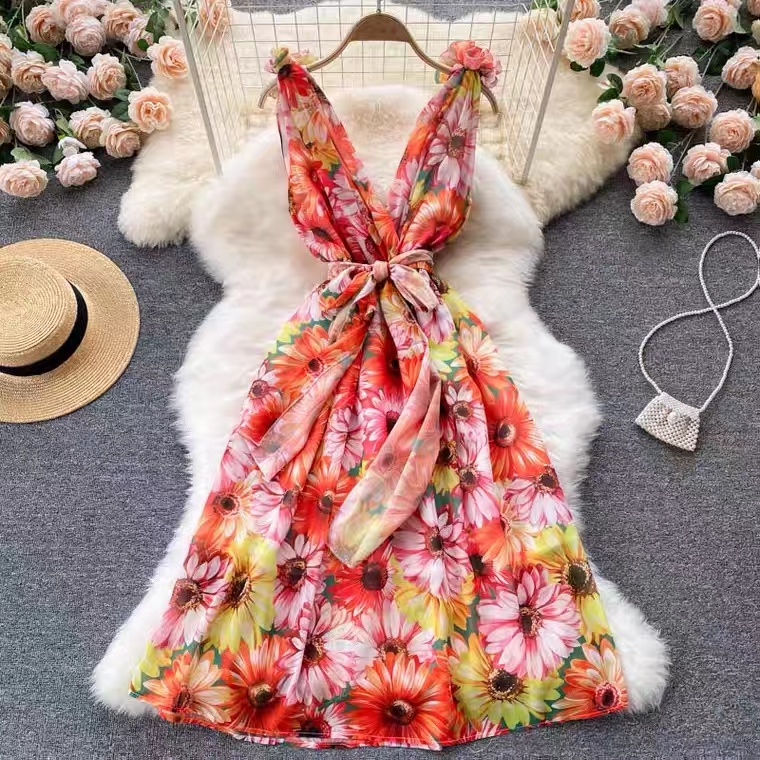  Printed flower dress, V-neck, waist, halter, sexy dress, new style, pastoral print dress