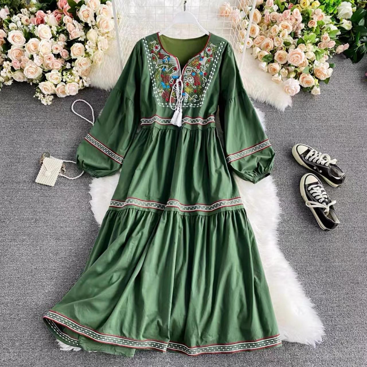 Holiday, Vintage, Ethnic Style, Embroidery, V-neck Embroidered Dress, Long Sleeve Fashion Temperament Dress