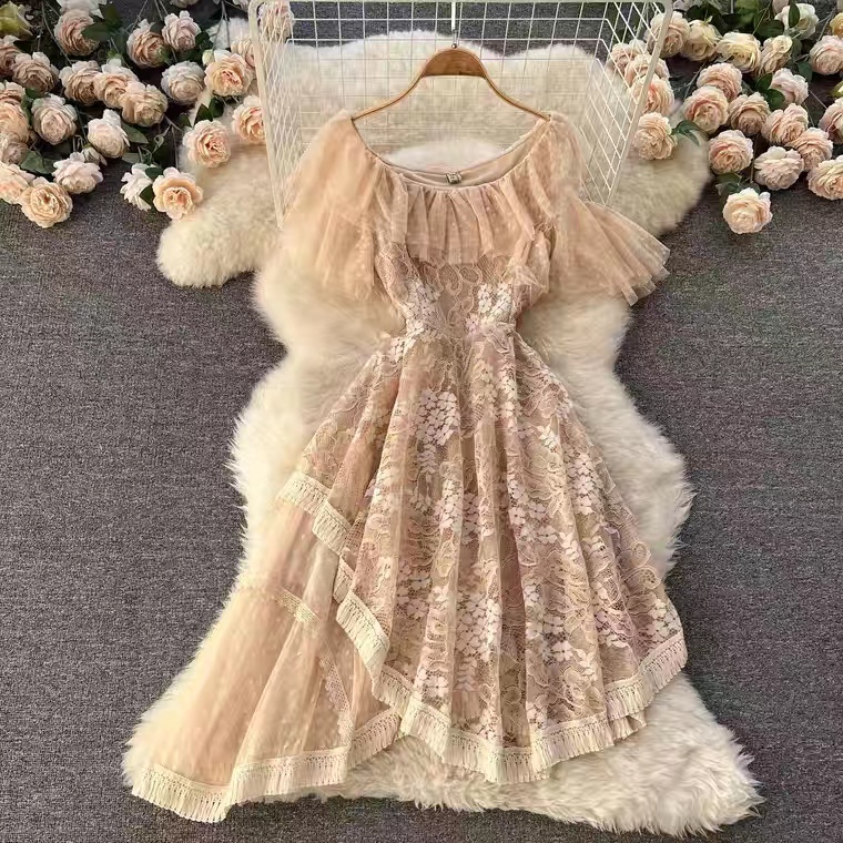 Irregular Hollow Lace Stitching Tulle Dress, Round Collar Short Sleeve Waist Temperament Dress