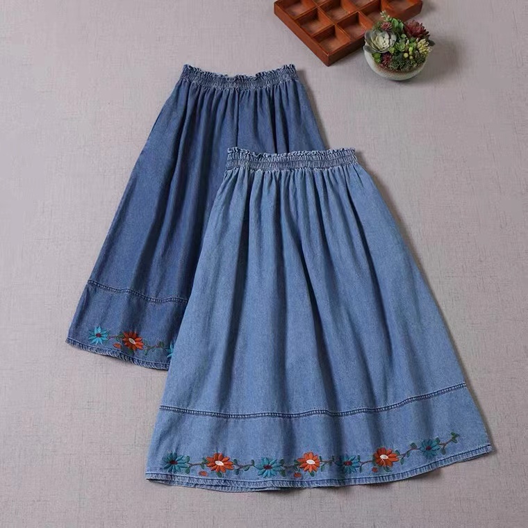 Embroidered Hem Jean Skirt, Spring/autumn Style, High Waist, Slimming, Embroidered A-line Midi Skirt