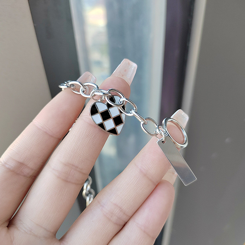 Black And White Checkerboard Heart Pendant Bracelet For Women