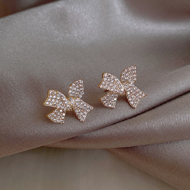 Fine Crystal Bowknot Sparkling Stud Earrings Shiny Women Temperament Full Zircon Bow Earrings