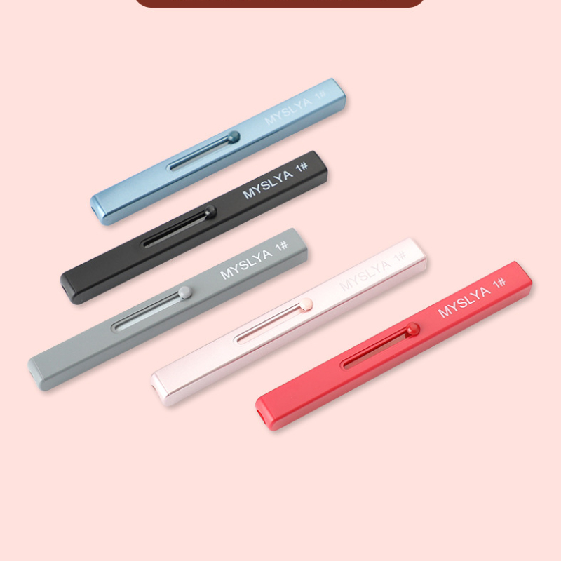 1 Pcs Reusable Portable Retractable Lip Brush Lipstick Brush Makeup Brush Makeup Tool Portable Beauty Tools