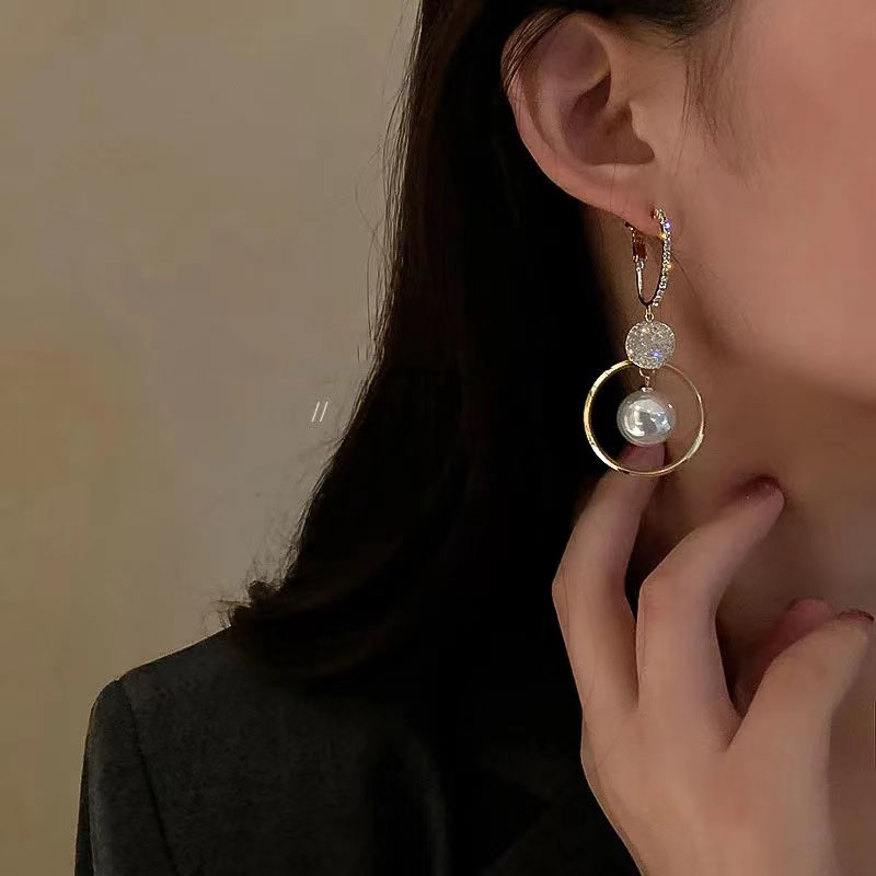 Oversized White Pearl Drop Earrings For Women Bohemian Golden Round Zircon Wedding Earrings Jewelry