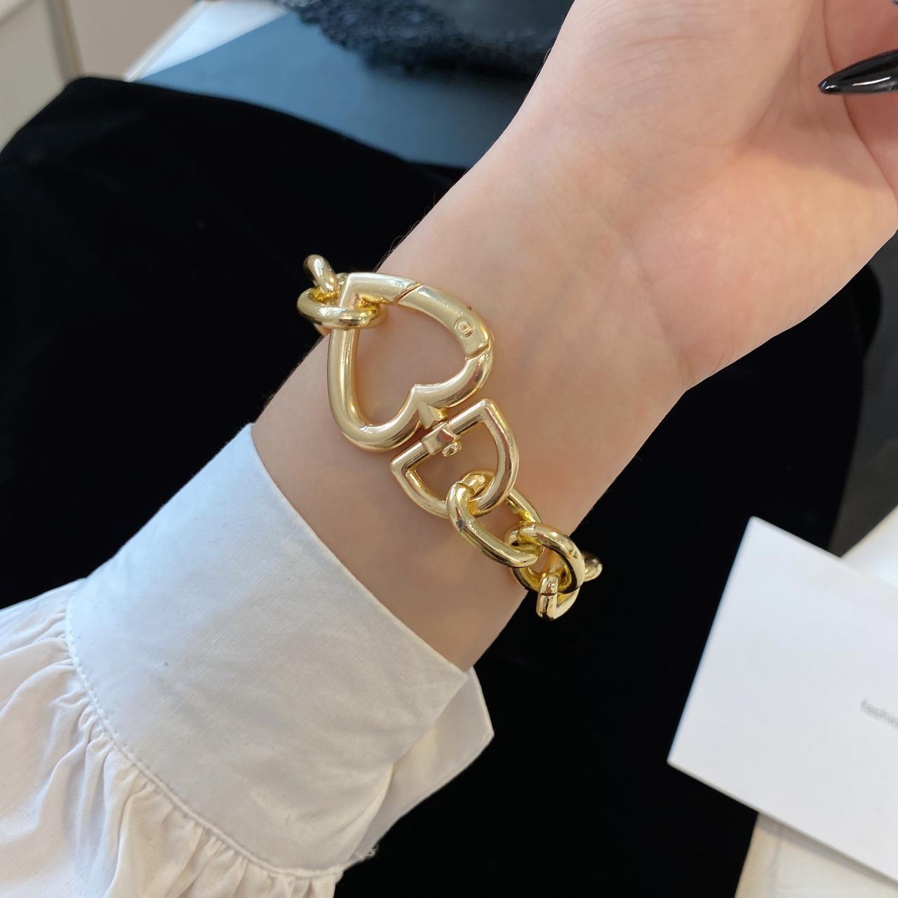 Fashion Gold Color Bracelets For Women Bijoux Long Heart Pendants Bracelets & Bangles Geometric Vintage Jewelry