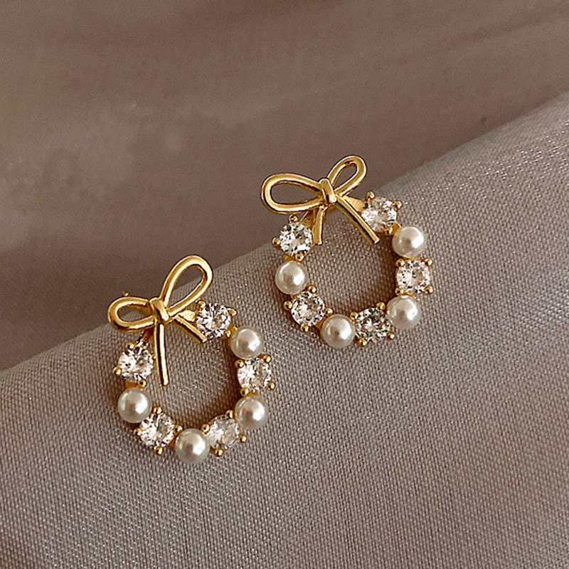 Fashion Women's Flower Pearl Earrings Charming Couple Wedding Commemorative Jewelry Accessories Gift
