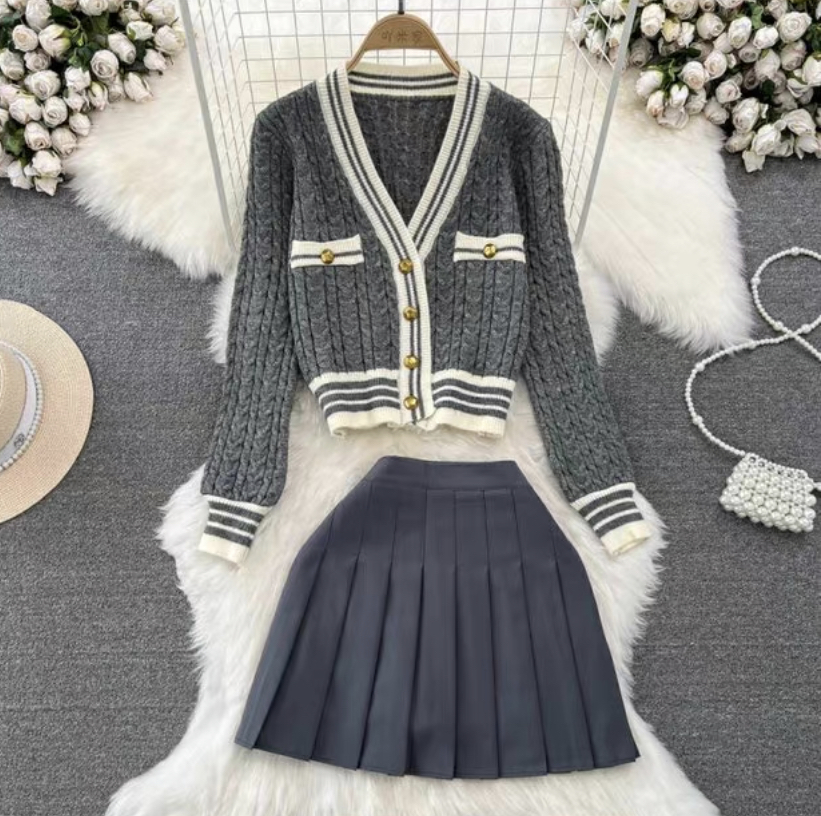 Preppy Style, Light Luxury Two Piece, Celebrity , Loose, Sweater Top + High Waist Pleated Skirt, Suit
