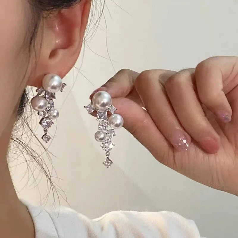 Korean Fashions S925 Silver Needle Geometric Pearl Tassel Earrings For Women Exquisite Light Luxury Temperament Pendant Earring