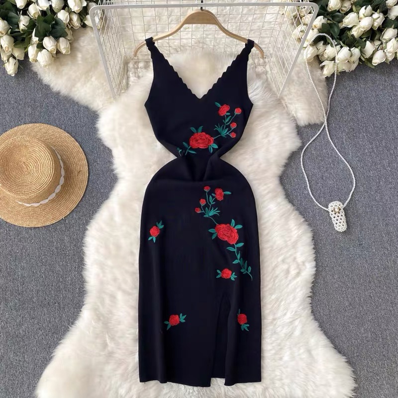 , Vintage, Rose-embroidered, Knitted Split Dress, Mid-length Sexy Bodycon Dress