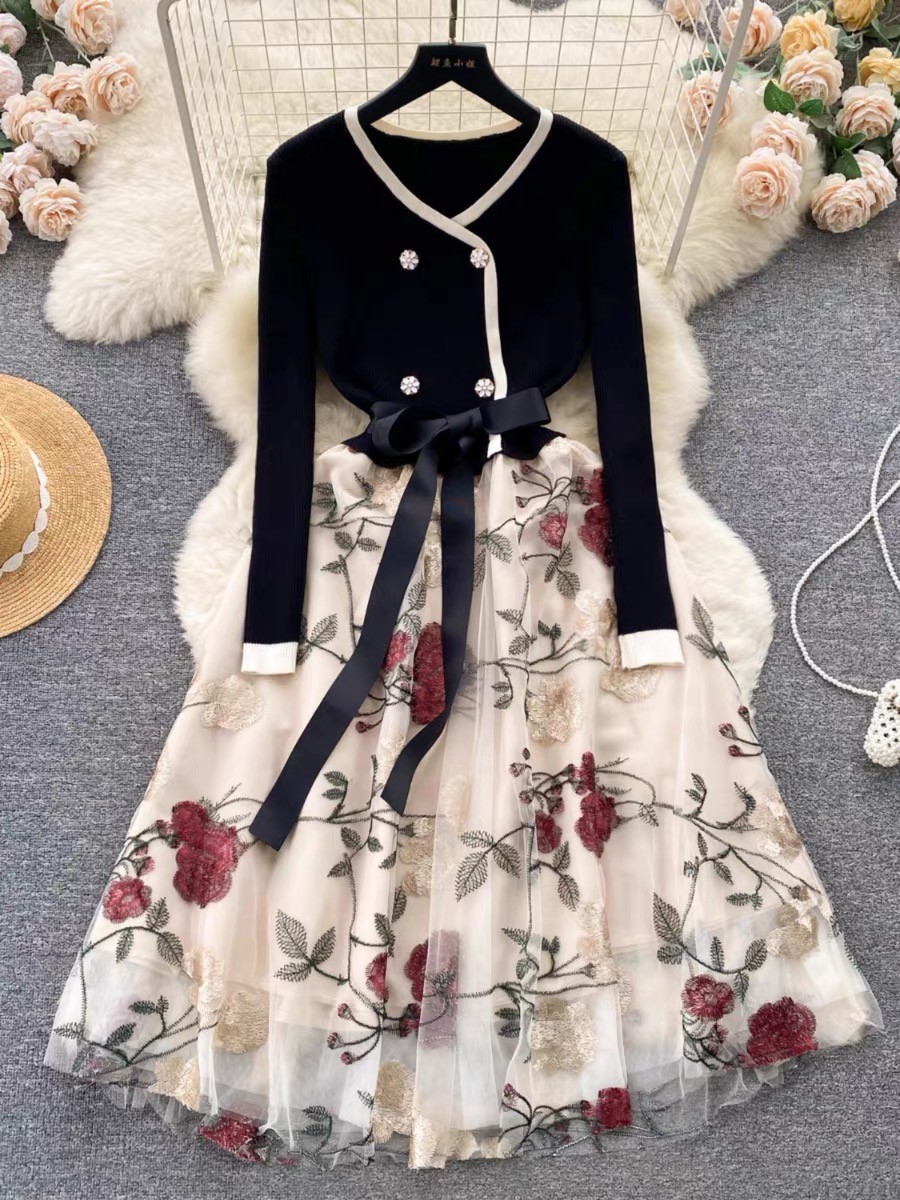 Vintage Dress, Senior Sense, Waist Temperament Knitted Patchwork Mesh Embroidery Fairy Dress