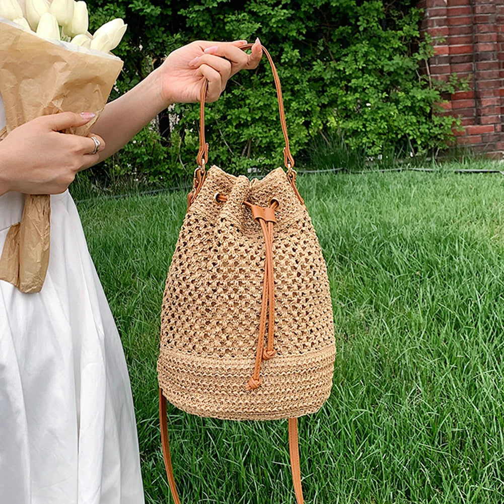 Woven straw bucket bag top