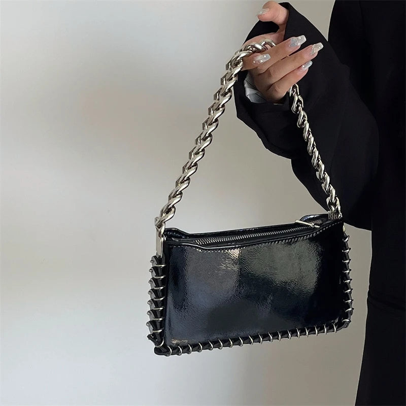 Chain link shoulder bag deals