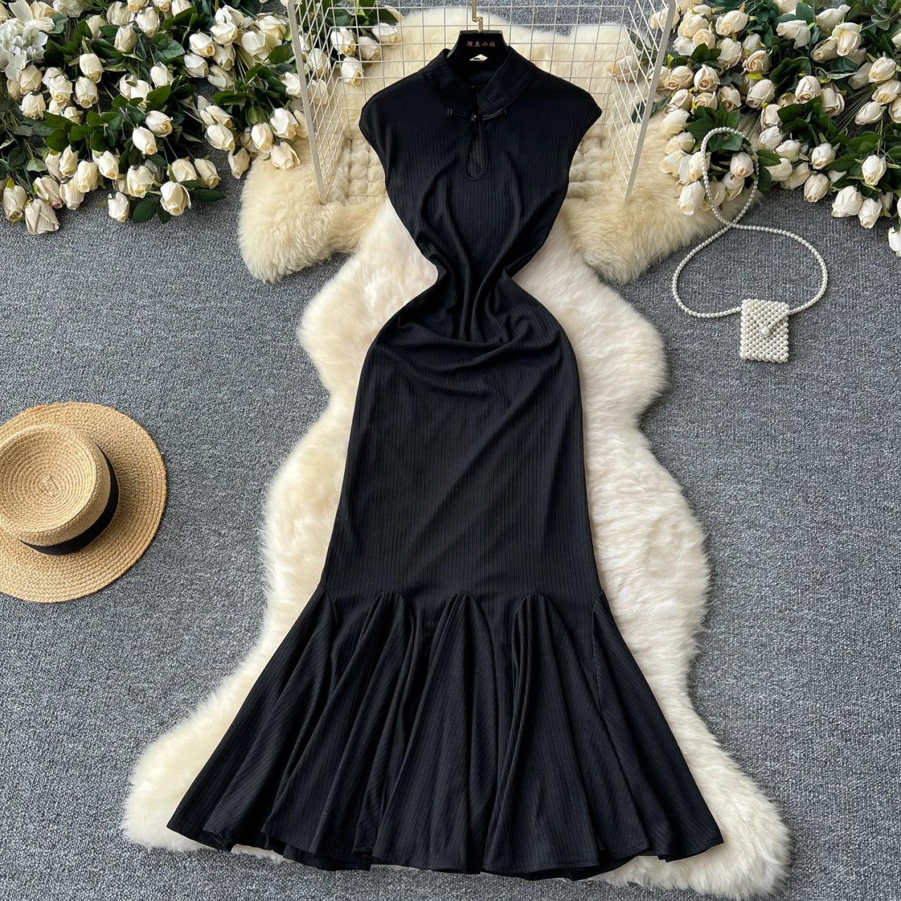 black fishtail dress Cuadra Black engraved jacket main image 0