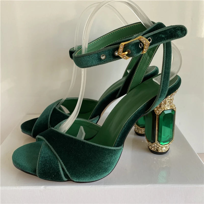 Emerald green velvet heels outlet