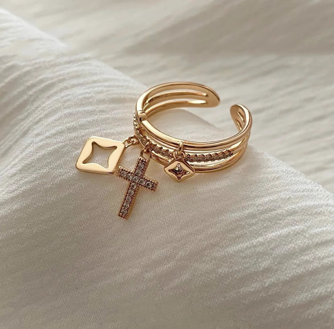Adjustable Gold Rings With Dangle Charms Set on Luulla