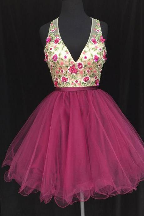 V-neck Sleeveless Fashion Dress Appliqued Princess Homecoming Dress,Custom Made