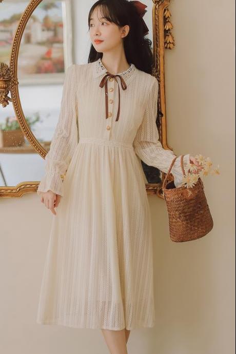 Vintage Court Dress, Lace V-neck, Bow Bubble Sleeves, Loose And Slim Lady Dress