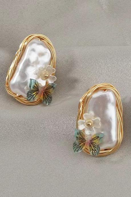 Handmade winding, temperament,vintage, exquisite earrings, baroque, pearl butterfly creative fashion earrings, wholesale